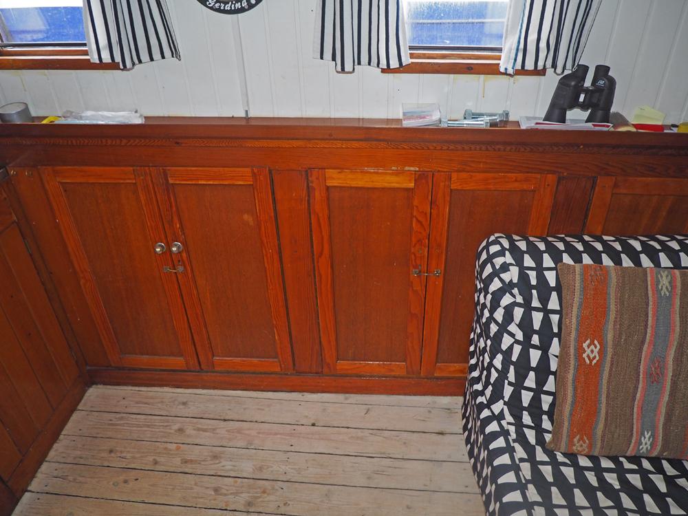 Salon, H&eacute;bergements